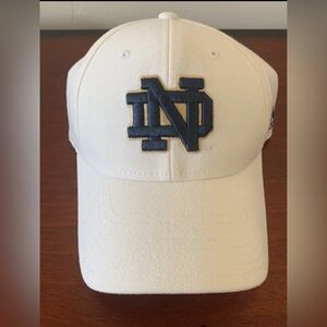Note Dame “Fighting Irish” ☘️ Adidas size 6 7/8 Hat. Perfect condition.